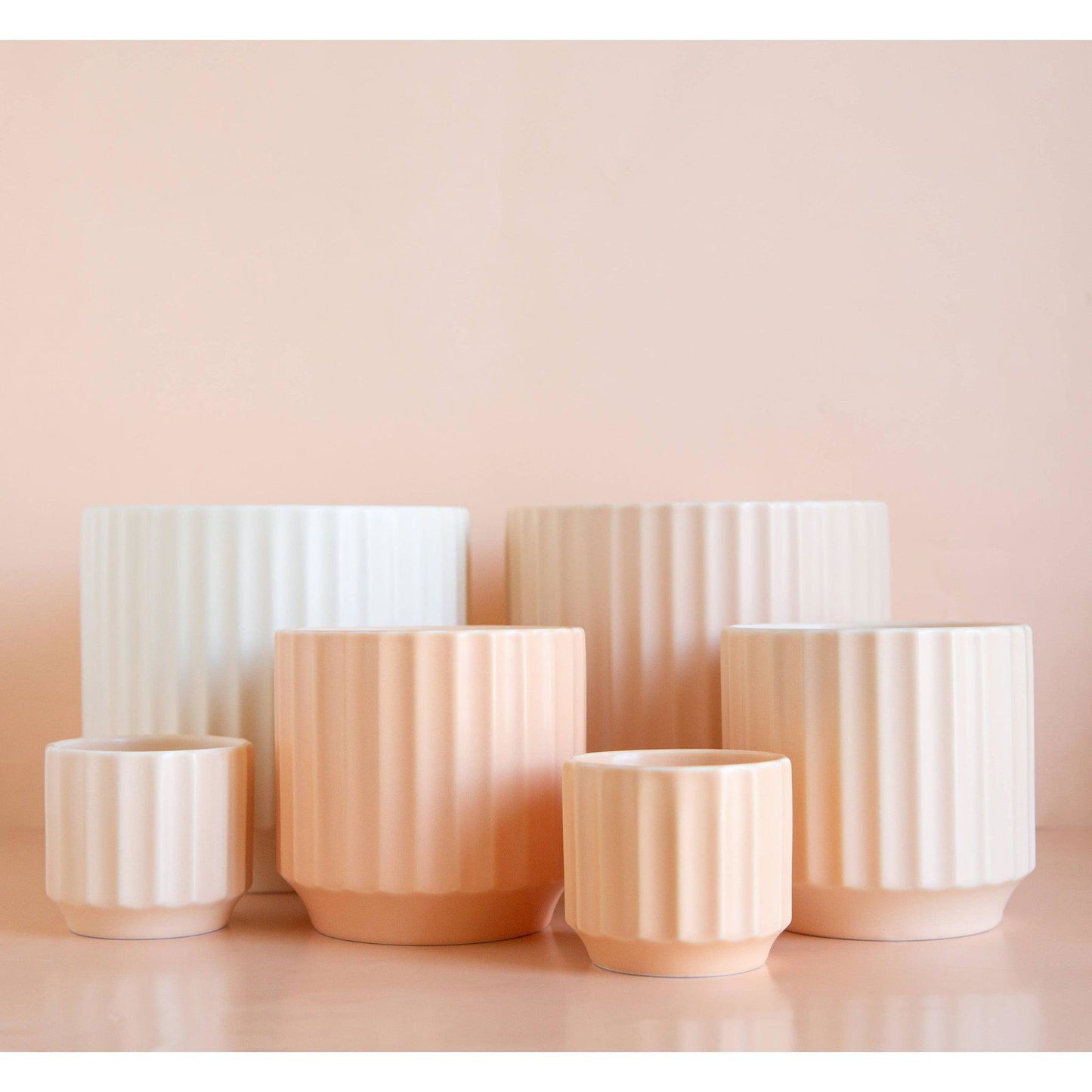 Monroe Pot - Vintage White - Hidden Seed Plant Shop