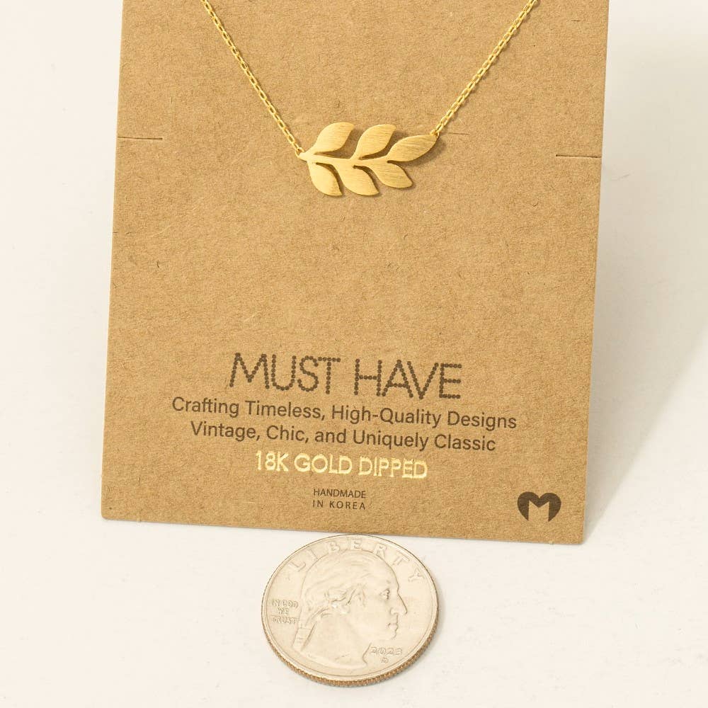 Dainty Leaf Pendant Necklace