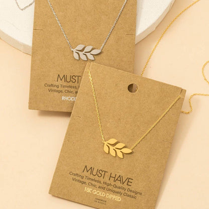 Dainty Leaf Pendant Necklace